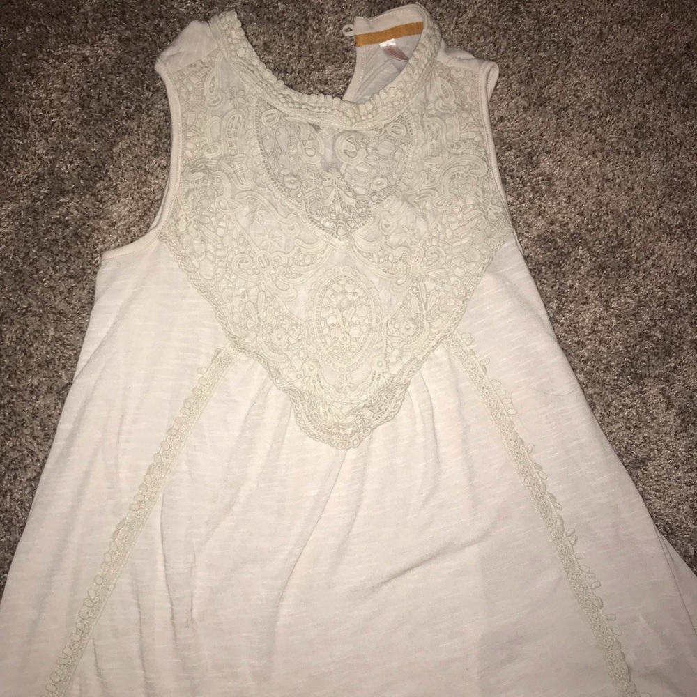 High necked tank top with embroidered design